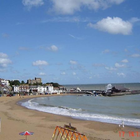 Smuggler'S Cottage Broadstairs Εξωτερικό φωτογραφία